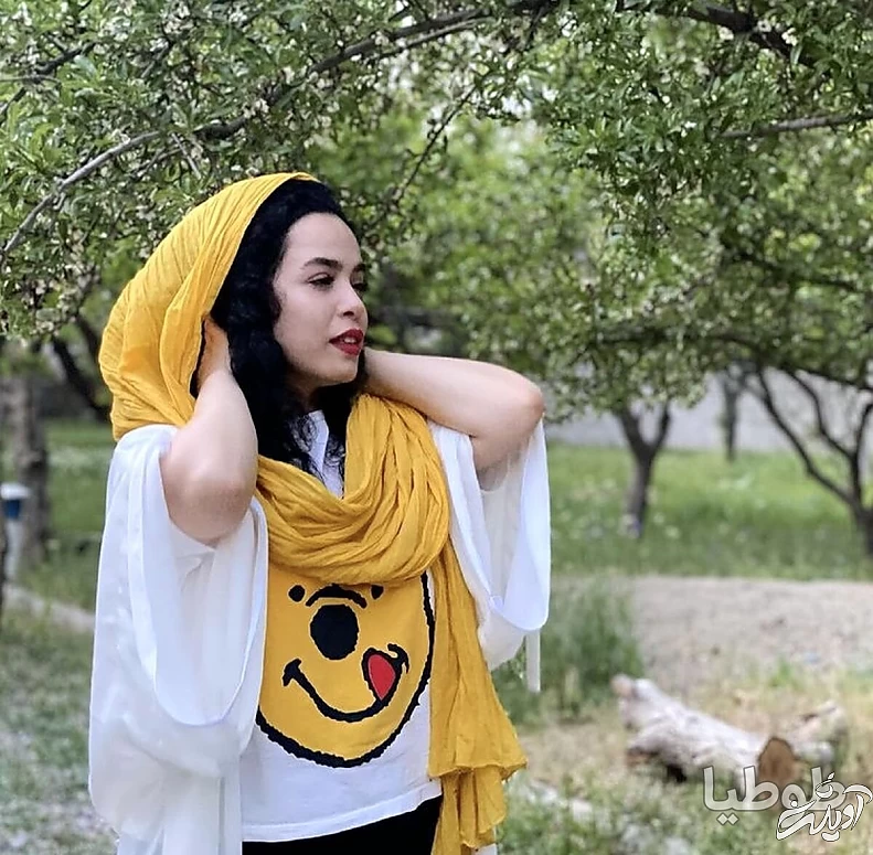 ملیکا شریفی نیا 